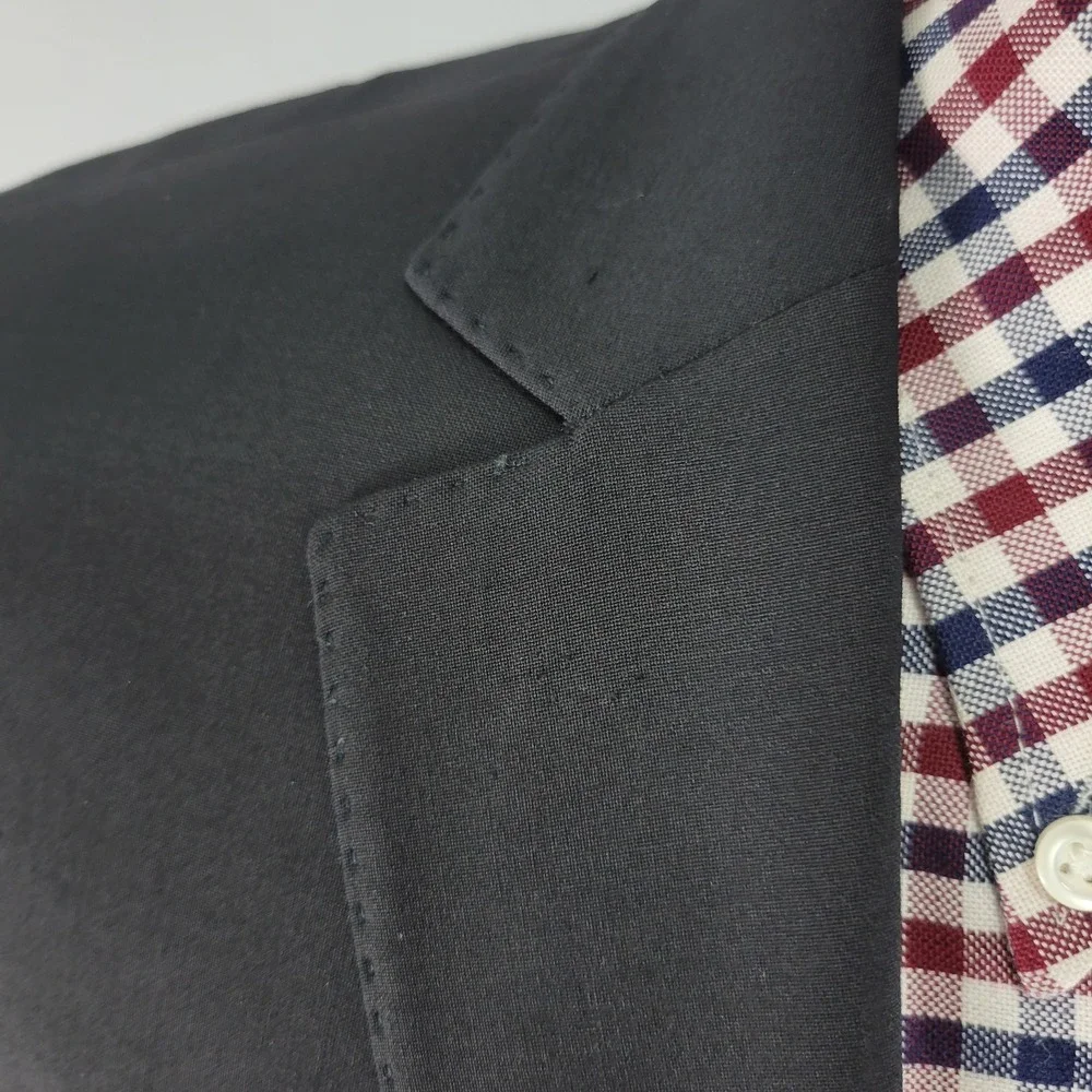 Calvin Klein Men's Sport Coat Blazer Two Button Black Wool Elastane Size 40R‎
